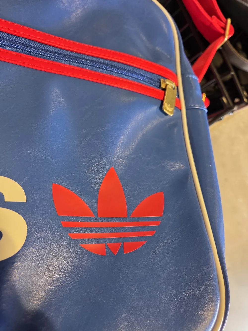 adidas Originals MessenGer Bag